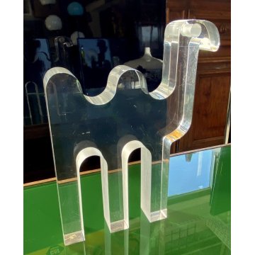 ICONICA SCULTURA in LUCITE CAMMELLO by SILVIO RUSSO per GUZZINI 1970 RARA PLEXI