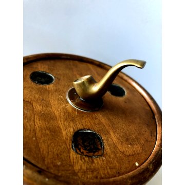 SCATOLA PORTA TABACCO VINTAGE PIPA OTTONE LEGNO MASSICCIO TORNITO DECORO MONETE