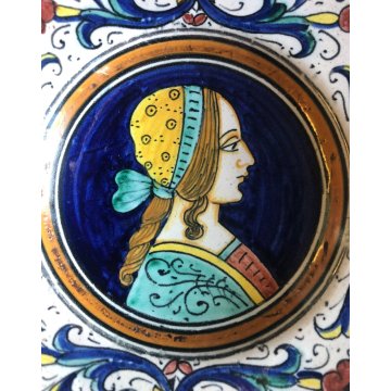 COPPIA PICCOLO PIATTO MAIOLICA Grazia Deruta PROFILO DAMA CAVALIERE ø 16 cm