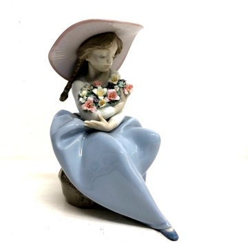 STATUINA PORCELLANA LLADRO' FIGURE  5862 Fragrant bouquet Antonio Ramos 1992