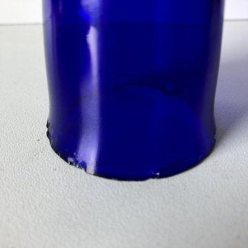 ANTICO SET COMODINO BOTTIGLIA ACQUA NOTTE PIATTO BICCHIERE VETRO BLU COBALTO '20
