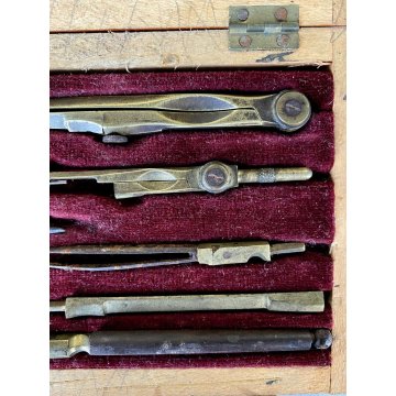 COMPASSO ANTICO con SCATOLA LEGNO pezzi vari VECCHI STRUMENTI disegno tecnico