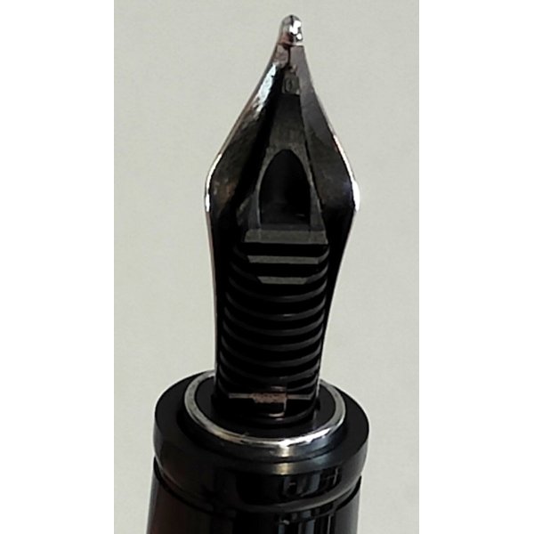 Montblanc 5049 Boheme Noir Penna Stilografica – Corso Vinci