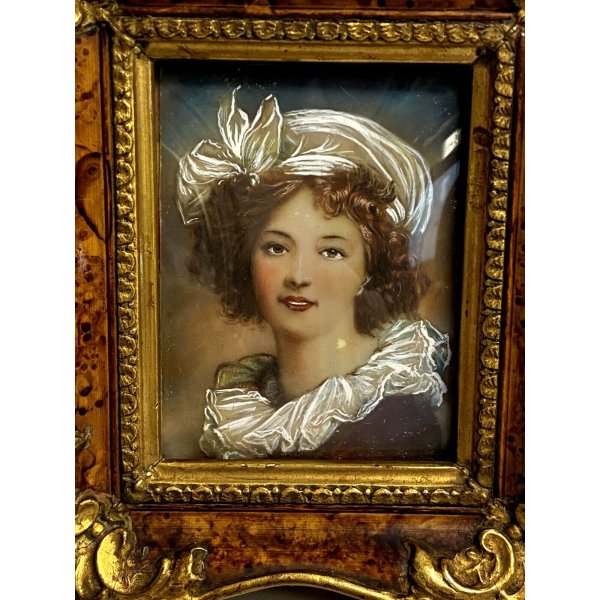 Quadro In Miniatura Per Casa Delle Bambole - Dama Georgiana, Cornice Ovale Oro, Scala 1:12 - Foto 2