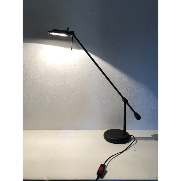 LAMPADA TAVOLO BRACCIO ORIENTABILE ALOGENA METALLO NERO POSTMODERN DESK  LAMP '80