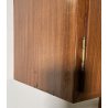 COPPIA DI COMODINI DESIGN A MURO ANNI 70 LEGNO OTTONE VINTAGE ANTA CAMERA LETTO