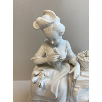 PORCELANA UNTER WEISS BACH DONNA CON FIORI VINTAGE anni 70 CERAMICA BISCUIT