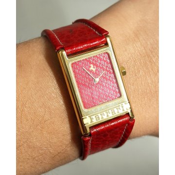 Ferrari 2625 OROLOGIO POLSO anni 80 VINTAGE WRIST WATCH montre ROSSO ORO Swiss