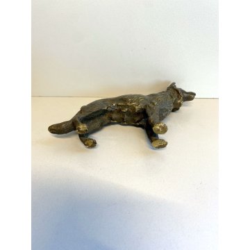 SCULTURA TUTTOTONDO BRONZO FIGURA RAFFIGURANTE UN CANE ITALIA BRONZE