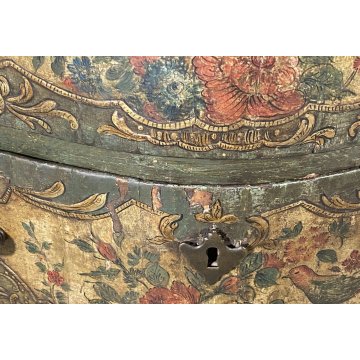 ANTICO COMODINO CREDENZA LACCA VENEZIANA 1700 DIPINTO A MANO GAMBE ARCATE EPOCA