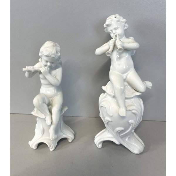 COPPIA PUTTI CAPODIMONTE RICHARD GINORI CERAMICA ANGIOLETTI FLAUTO CORNETTI  '900