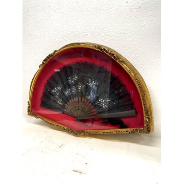 ANTICO VENTAGLIO TECA CORNICE DORATA DECORO FIORI BIANCHI TESSUTO NERO HAND FAN