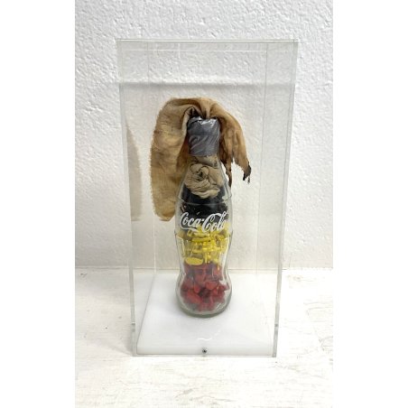 SCULTURA COCA COLA PAOLO CERIBELLI SOLDATINI DESIGN WORLD FLAGS BELGIO ITALIA