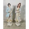 ENORME COPPIA STATUE CERAMICA CAPODIMONTE SCENA ROMANTICA MUSICISTA VIOLINO h100