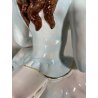 ENORME COPPIA STATUE CERAMICA CAPODIMONTE SCENA ROMANTICA MUSICISTA VIOLINO h100