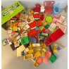 GRANDE LOTTO ARREDAMENTO CASA BAMBOLA PRODOTTI SUPERMERCATO PLASTICA TOY ANNI 50
