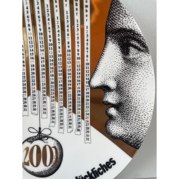 PIATTO FORNASETTI CALENDARIO ANNO 2001 n° 181/750  ø 24 cm CERAMICA italy epoca