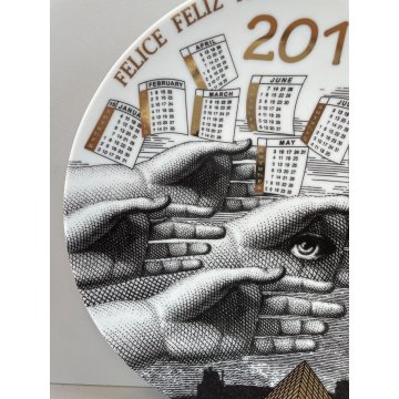 PIATTO FORNASETTI CALENDARIO ANNO 2015 n° 170/700 ø 24 cm CERAMICA italy epoca