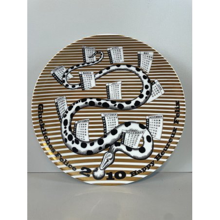PIATTO FORNASETTI CALENDARIO ANNO 2010 n° 113/700 ø 24 cm CERAMICA italy epoca