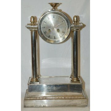 OROLOGIO PENDOLO a TEMPIO epoca 900 IMPERO ARGENTATO OLD TABLE PENDULUM CLOCK