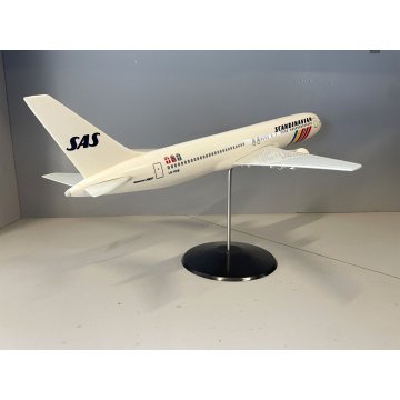 MODELLO AEROMODELLO 1/100 SRS BOEING 767 Modello FRATELLI CESANA ITALY 55x48 cm