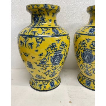 GRANDE COPPIA VASO CERAMICA SMALTATA GIALLA DECORO ANIAMLI MITOLOGICI ANNI 60