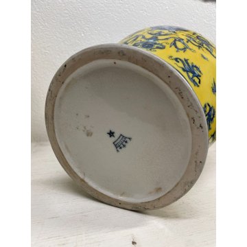 GRANDE COPPIA VASO CERAMICA SMALTATA GIALLA DECORO ANIAMLI MITOLOGICI ANNI 60