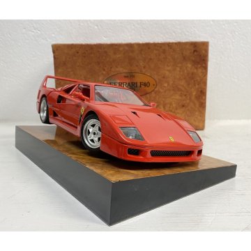 MODELLINO MACCHINA FERRARI F40 BURAGO 1987 EDIZIONE SPECIALE SCALA 1/18 SCATOLA