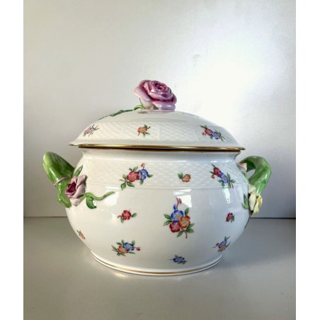 ANTICA ZUPPIERA LEGUMIERA PORCELLANA Herend Hungary DECORO RILIEVO FLOREALE Eton