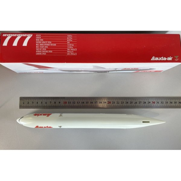 Modello Aereo Boeing 777 Air China Scala 1:157 Con Luce LED E Supporto