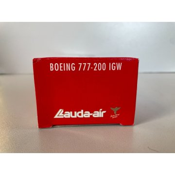 AEROMODELLO BOEING 777-200 IGW Lauda-Air MODELLISMO STATICO PLASTIC UNBUILD '900