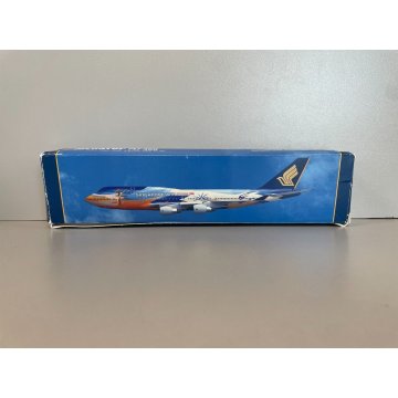 MODELLINO AEREO MEGATOP BOEING 747-400 Singapore Airlines 1:250 MODELLO STATICO