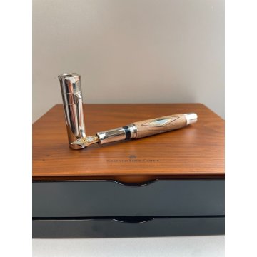 PENNA STILOGRAFICA GRAF VON FABER CASTELL OF THE YEAR 2010 FOUNTAIN PEN box