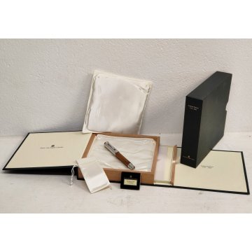 PENNA STILOGRAFICA Graf Von Faber-Castell PEN OF THE YEAR 2001 Lim. Edition BOX