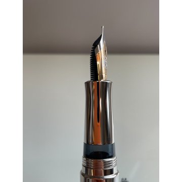 PENNA STILOGRAFICA GRAF VON FABER CASTELL PEN OF THE YEAR 2009 FOUNTAIN PEN