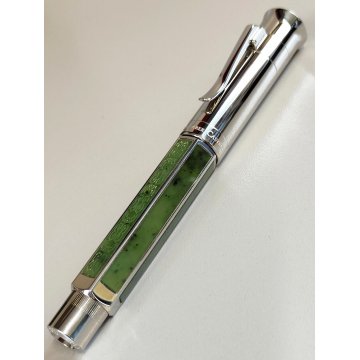 PENNA STILOGRAFICA Graf Von Faber-Castell PEN OF THE YEAR 2011 Lim. Edition BOX