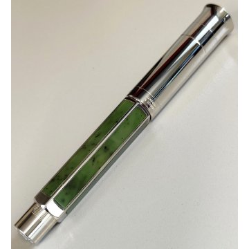 PENNA STILOGRAFICA Graf Von Faber-Castell PEN OF THE YEAR 2011 Lim. Edition BOX