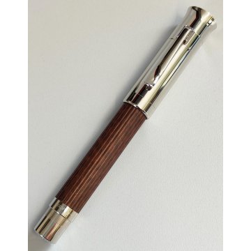 PENNA STILOGRAFICA Graf Von Faber-Castell PEN OF THE YEAR 2003 Spec. Edition BOX