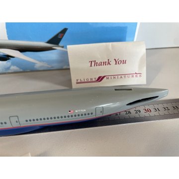 MODELLINO AEREO BOEING 777-200 United Airlines 1:250 MODELLO STATICO PLASTICA