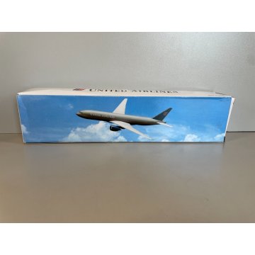 MODELLINO AEREO BOEING 777-200 United Airlines 1:250 MODELLO STATICO PLASTICA