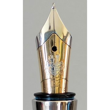 PENNA STILOGRAFICA Graf Von Faber-Castell CLASSIC Legno Pernambuco BOX Plume