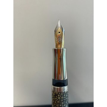 PENNA STILOGRAFICA GRAF VON FABER CASTELL 2005 FOUNTAIN PEN Galuchat oliva box