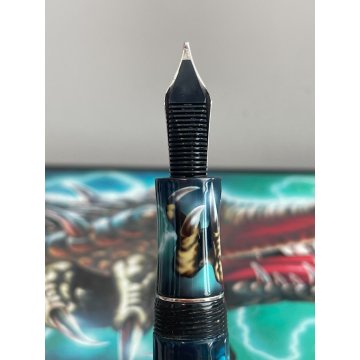 PENNA STILOGRAFICA VISCONTI THE DRAGON EDIZIONE LIMITATA BOX FOUNTAIN PEN 004