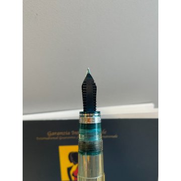 PENNA STILOGRAFICA OMAS VISION OGIVA FOUNTAIN PEN PENNINO ORO 18K SFACCETTATA