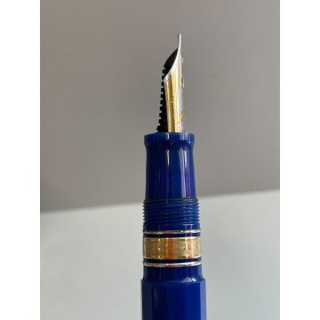 PENNA STILOGRAFICA OMAS EUROPA FOUNTAIN PEN PENNINO ORO 18K lim. edition blu