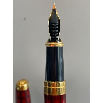 PENNA STILOGRAFICA S.T DUPONT VERTIGO FOUNTAIN PEN LACCA CINESE CUSTODIA ROSSA