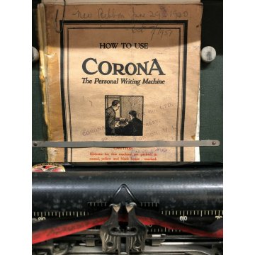 ANTICA MACCHINA DA SCRIVERE CORONA PIEGOVOLE VIAGGIO TYPEWRITER NEW YORK EPOCA
