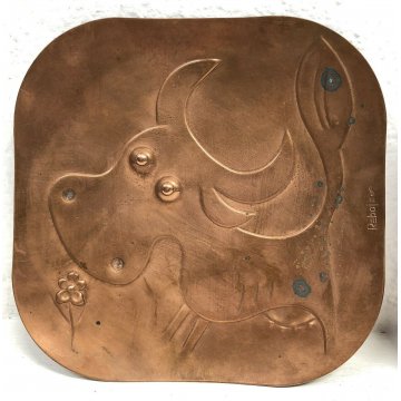 ANTICA COPPIA PIATTI RAME PIATTO BASSORILIEVO CAVALLO MUCCA VINTAGE FIRMA REBAI 