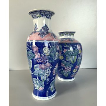 COPPIA VASO VINTAGE PORCELLANA BIANCA DECORO FLOREALE ORIENTALE BLUE & PINK '900