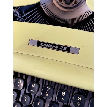 MACCHINA da SCRIVERE Olivetti LETTERA 22 VERDE MINT GREEN VINTAGE TIPEWRITER '50